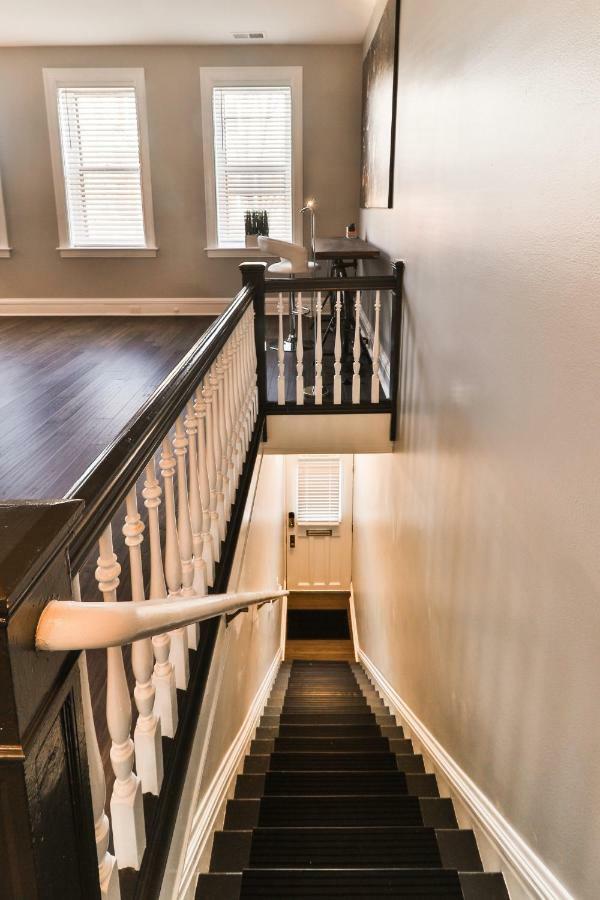Luxury Apt W/ Spectrum Mood Lighting - Historic Cherokee Street Antique Row Maryland Heights Dış mekan fotoğraf